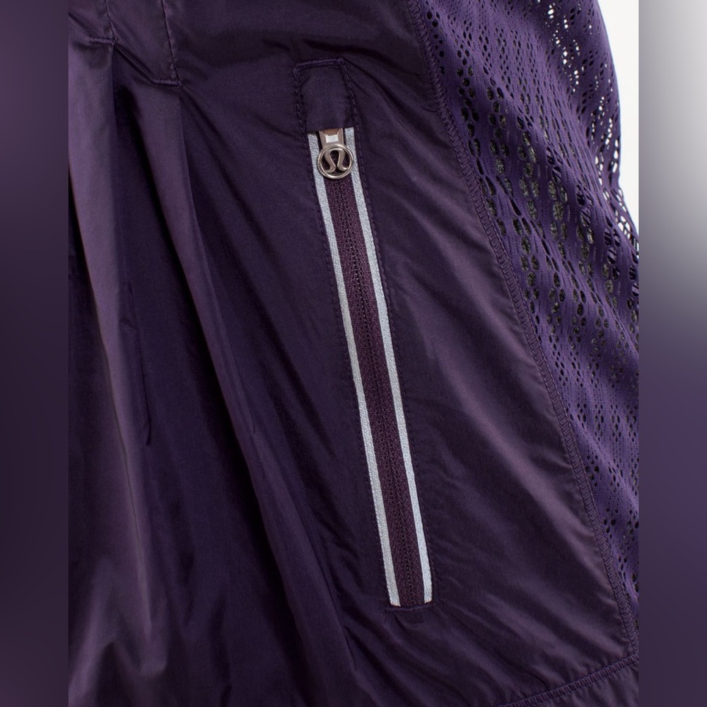 Lululemon Run: Wild Jacket Concord Grape Purple Nothin’ To Hide Mesh Wind Light - Picture 5 of 16